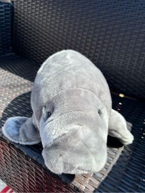 Sea World Gray Manatee 24” Plush Realistic Stuffed Animal Toy HTF VTG
